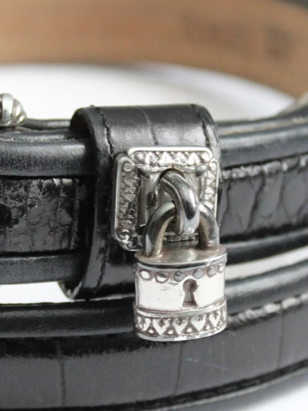 Brighton Croc Embossed Black Leather Belt Silver Lock Charm Accent C5903 Size XL